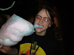 Billie Eilish / Fake / billeeilish / billieeilish nude photo #4339