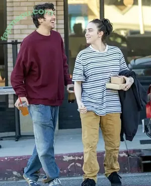 Billie Eilish / Fake / billeeilish / billieeilish nude photo #4398