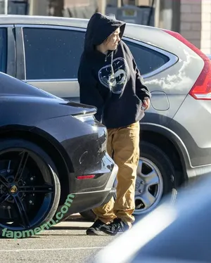 Billie Eilish / Fake / billeeilish / billieeilish nude photo #4452