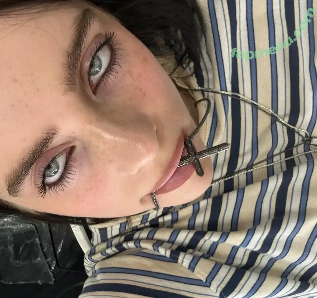 Billie Eilish nude photo #4170 (Fake / billeeilish / billieeilish)