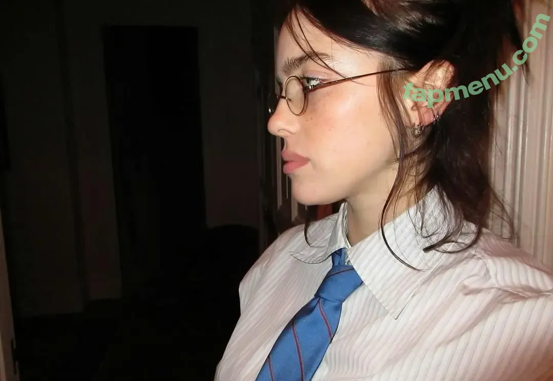 Billie Eilish nude photo #4256 (Fake / billeeilish / billieeilish)
