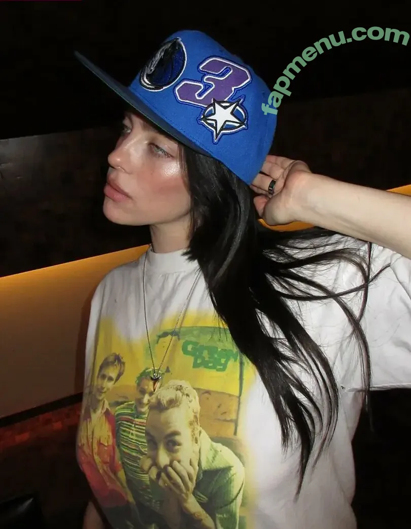 Billie Eilish nude photo #4294 (billieeilish)