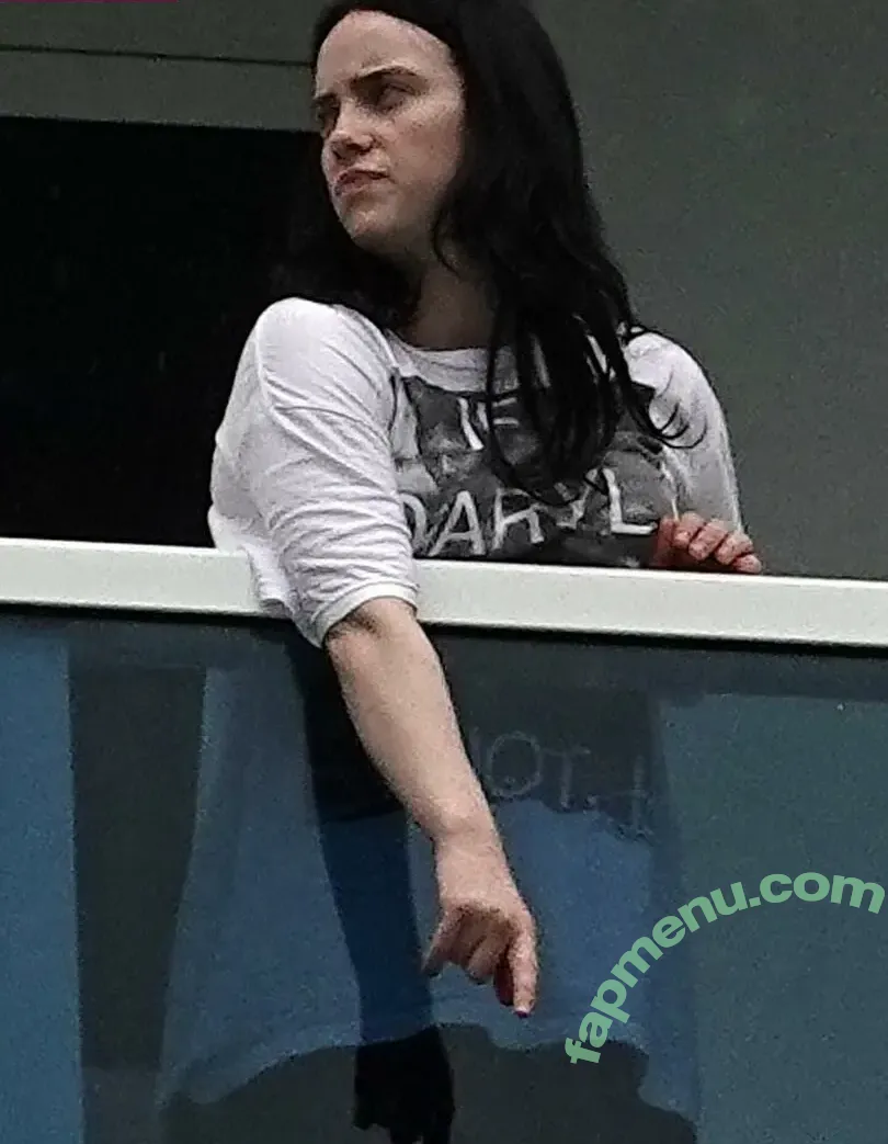 Billie Eilish nude photo #4309 (billieeilish)