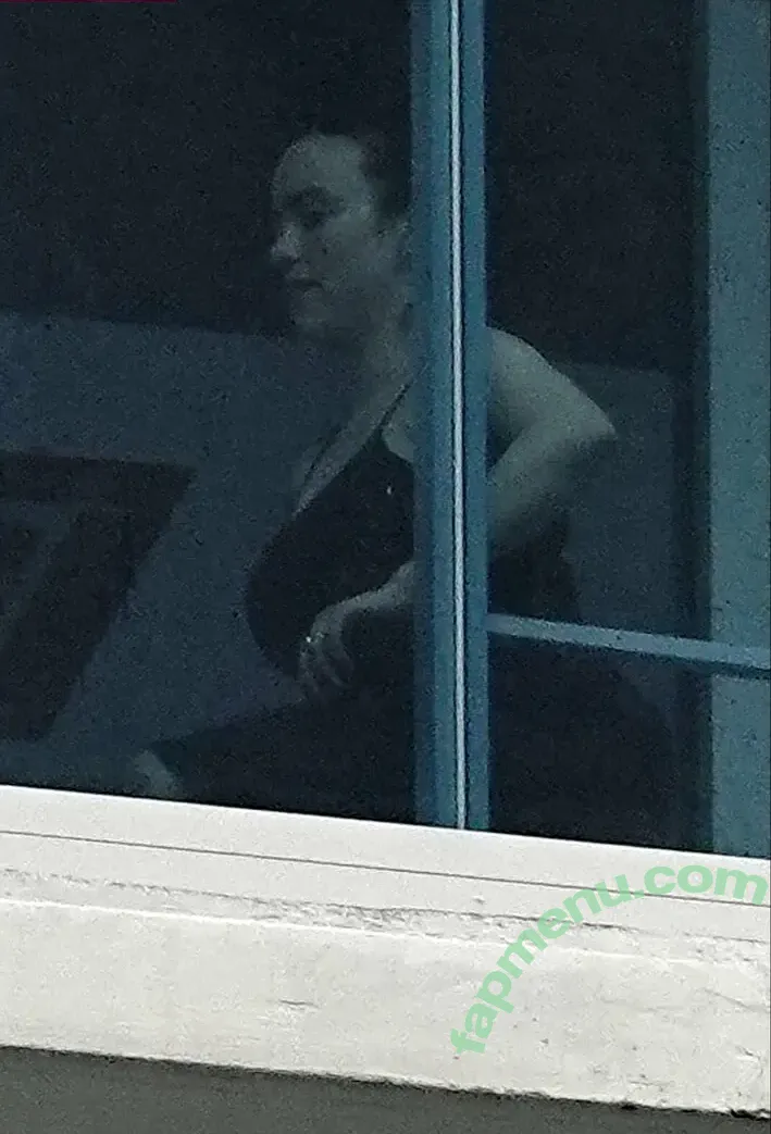 Billie Eilish nude photo #4311 (billieeilish)