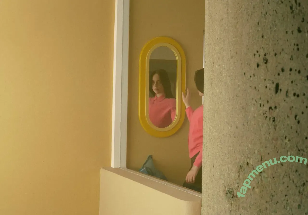 Billie Eilish nude photo #4323 (billieeilish)