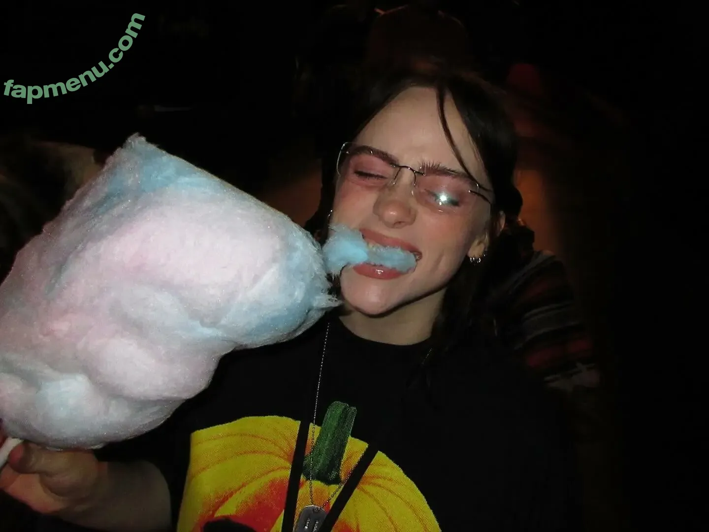 Billie Eilish nude photo #4339 (billieeilish)