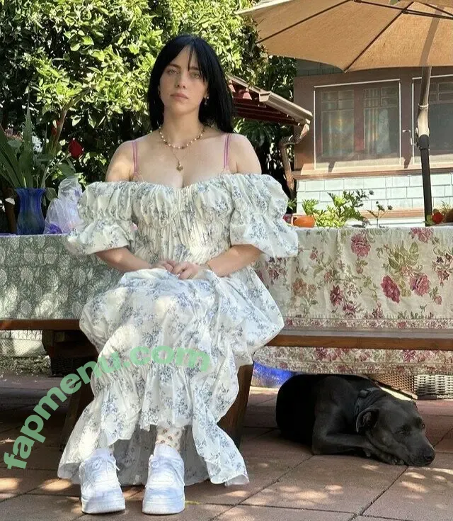 Billie Eilish nude photo #4367 (Fake / billeeilish / billieeilish)
