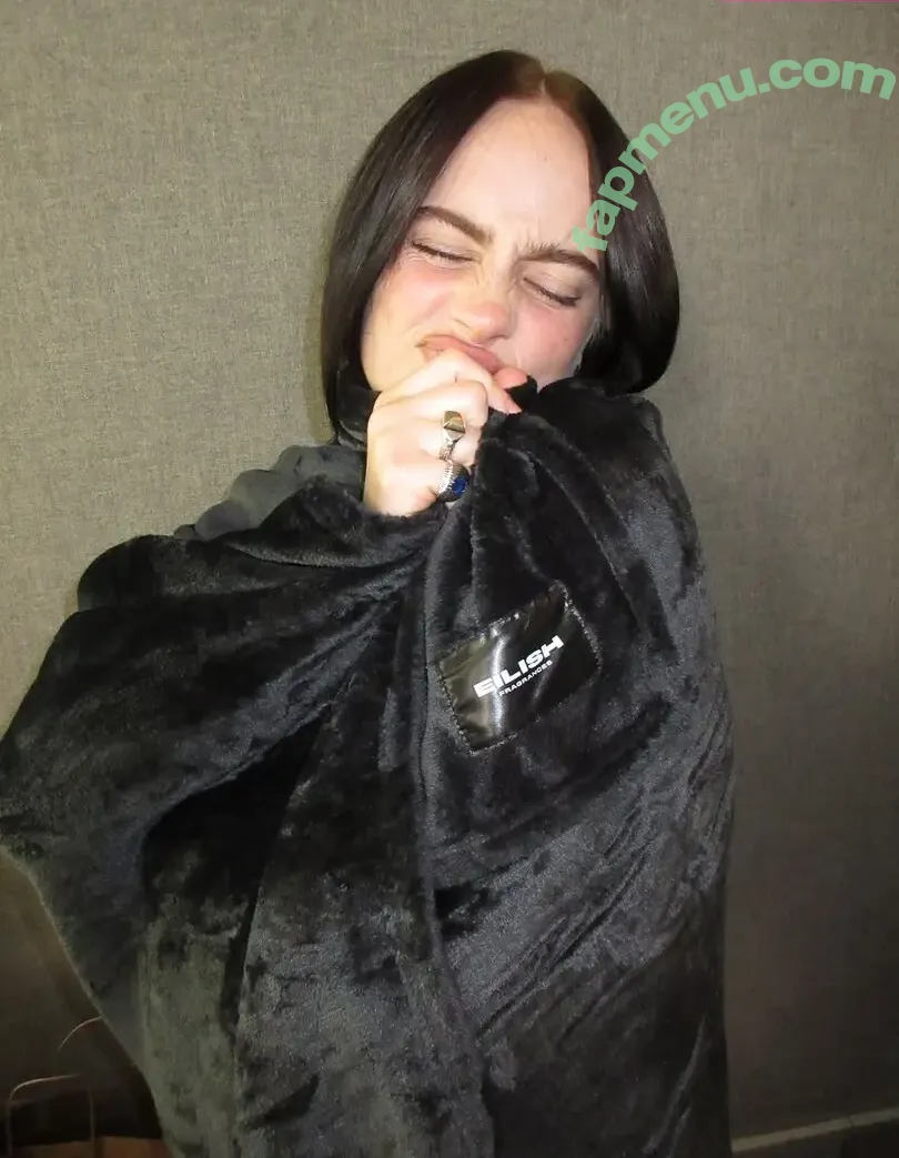 Billie Eilish nude photo #4393 (Fake / billeeilish / billieeilish)