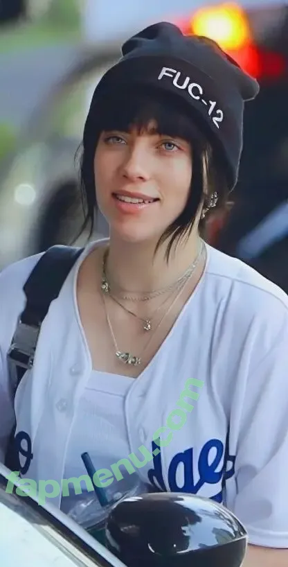 Billie Eilish nude photo #4415 (Fake / billeeilish / billieeilish)