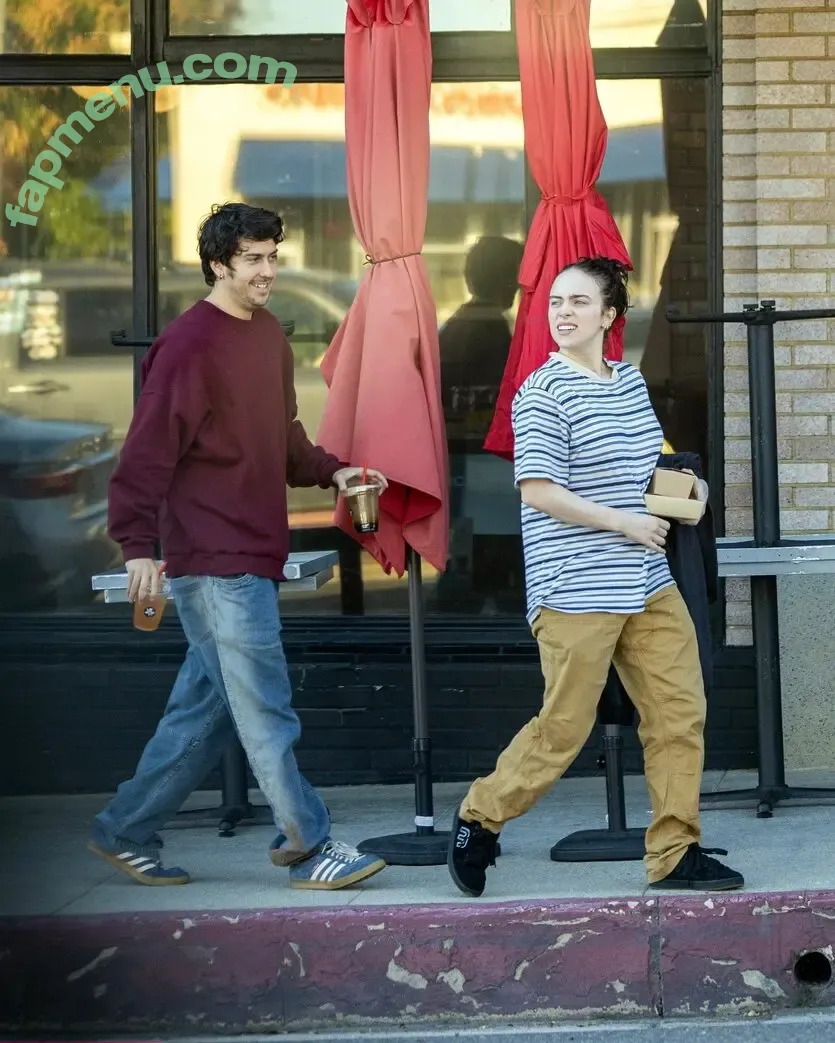 Billie Eilish nude photo #4431 (Fake / billeeilish / billieeilish)