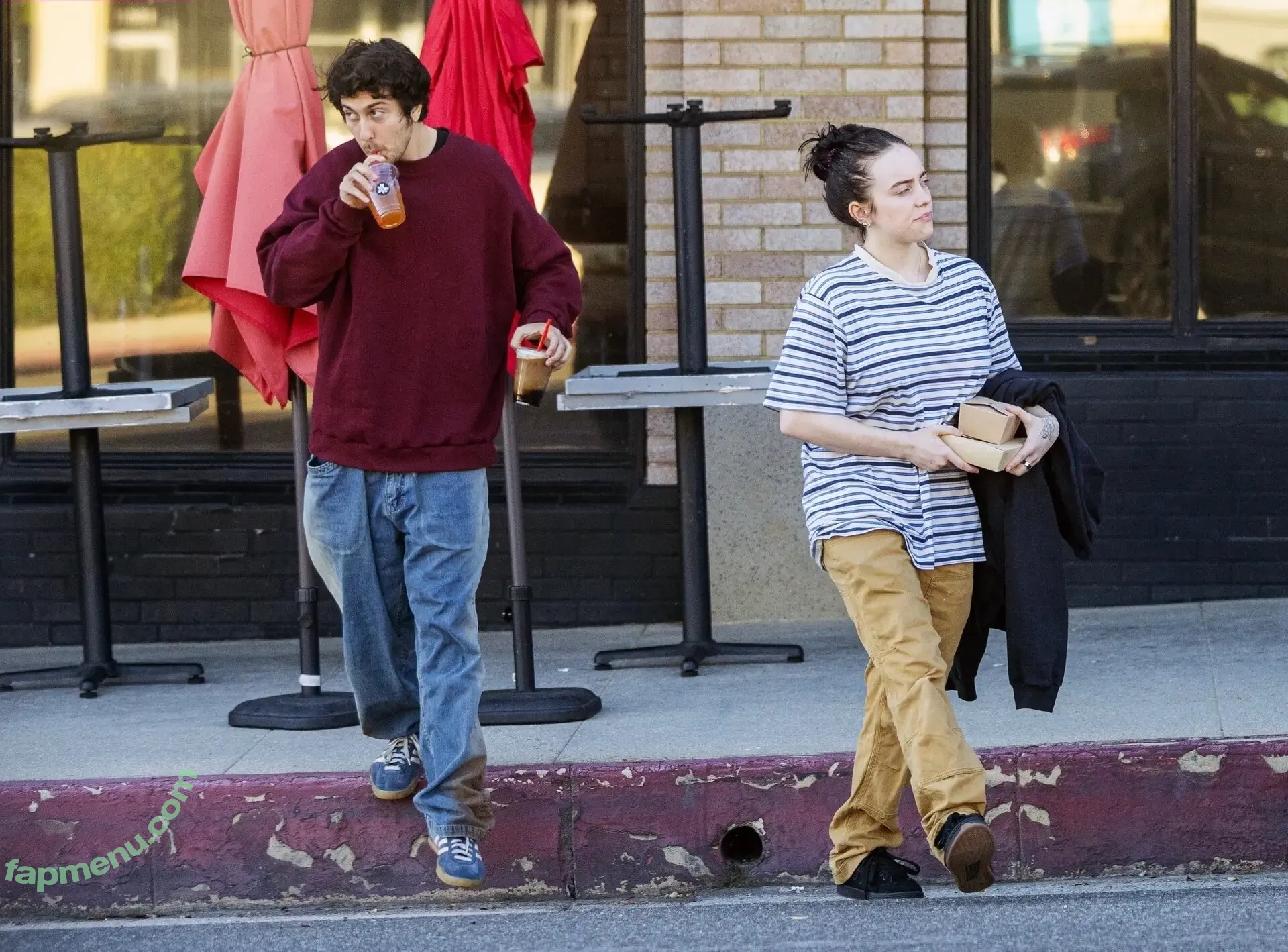 Billie Eilish nude photo #4437 (Fake / billeeilish / billieeilish)