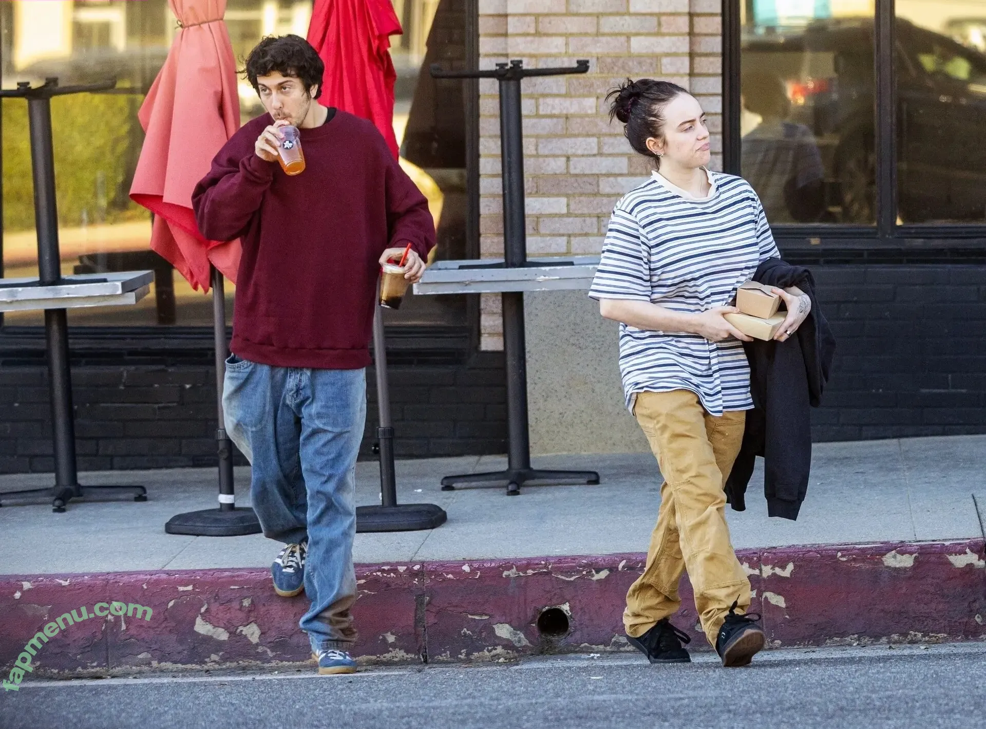 Billie Eilish nude photo #4439 (Fake / billeeilish / billieeilish)