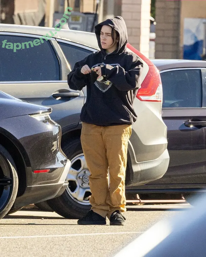 Billie Eilish nude photo #4445 (Fake / billeeilish / billieeilish)
