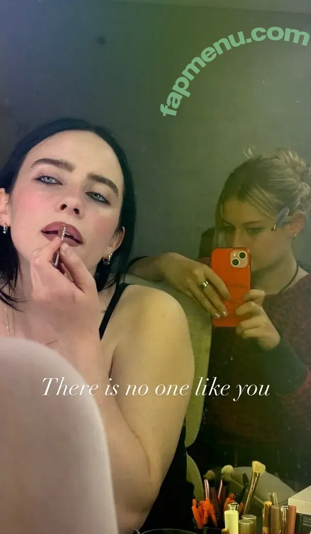 Billie Eilish nude photo #4502 (billeeilish / billieeilish)