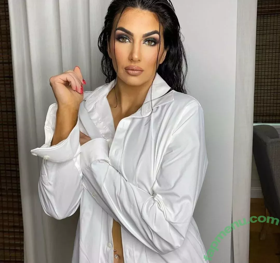 Billie Kay nude photo #0073 (chessiekay / jessicamckay)