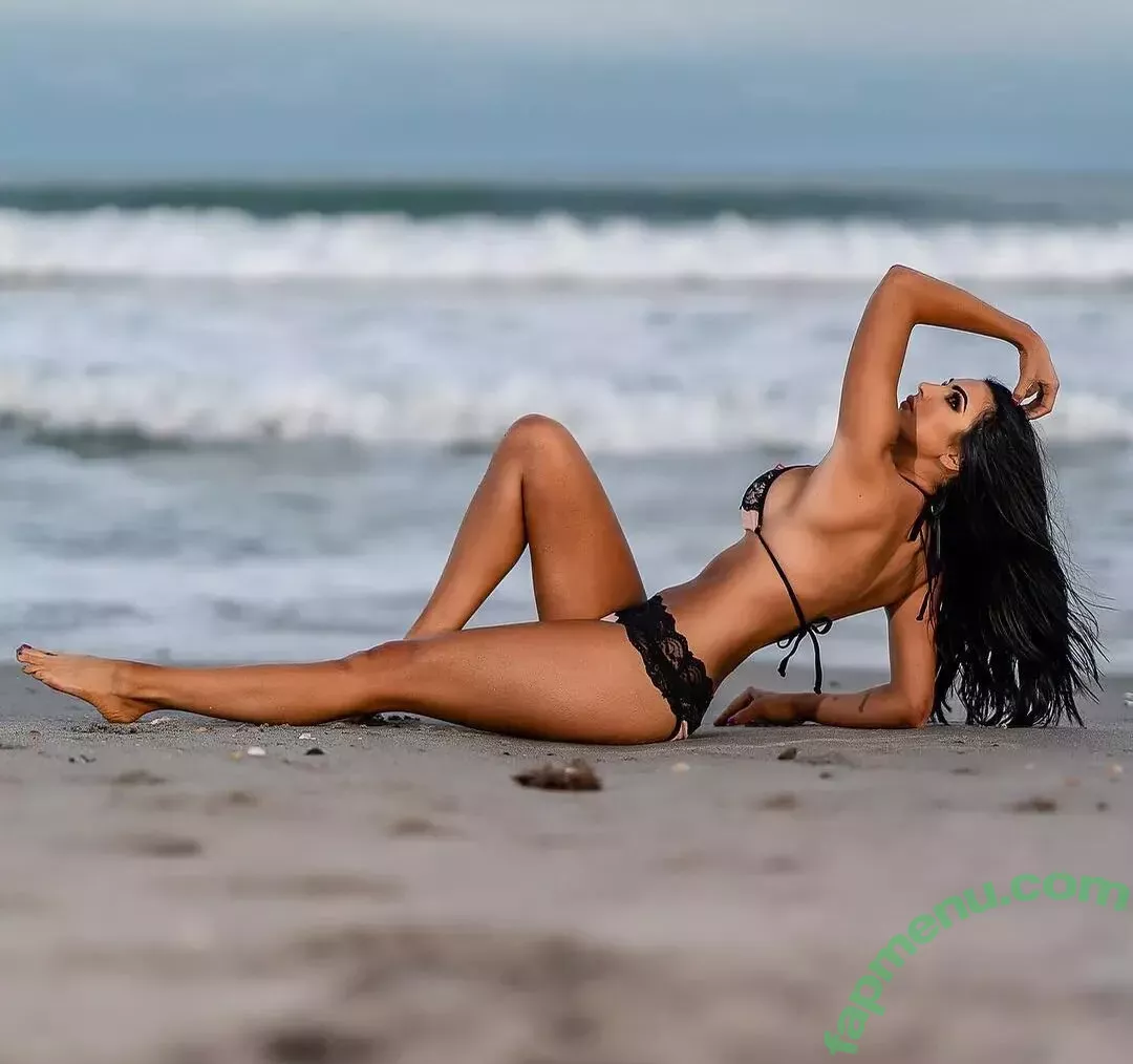 Billie Kay nude photo #0084 (chessiekay / jessicamckay)