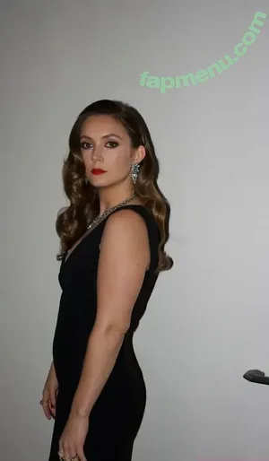 Billie Lourd / praisethelourd nude photo #0042