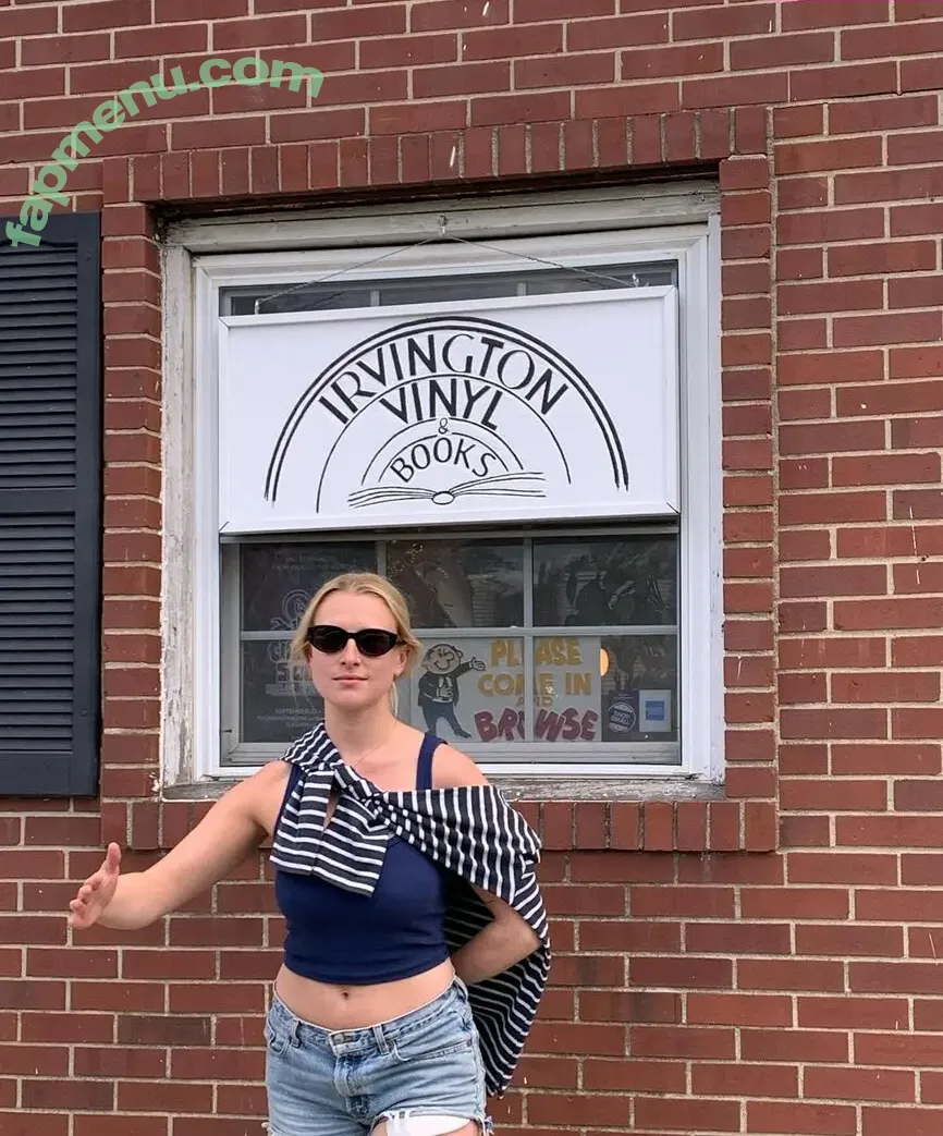 Billie Marten nude photo #0006 (billiemarten)