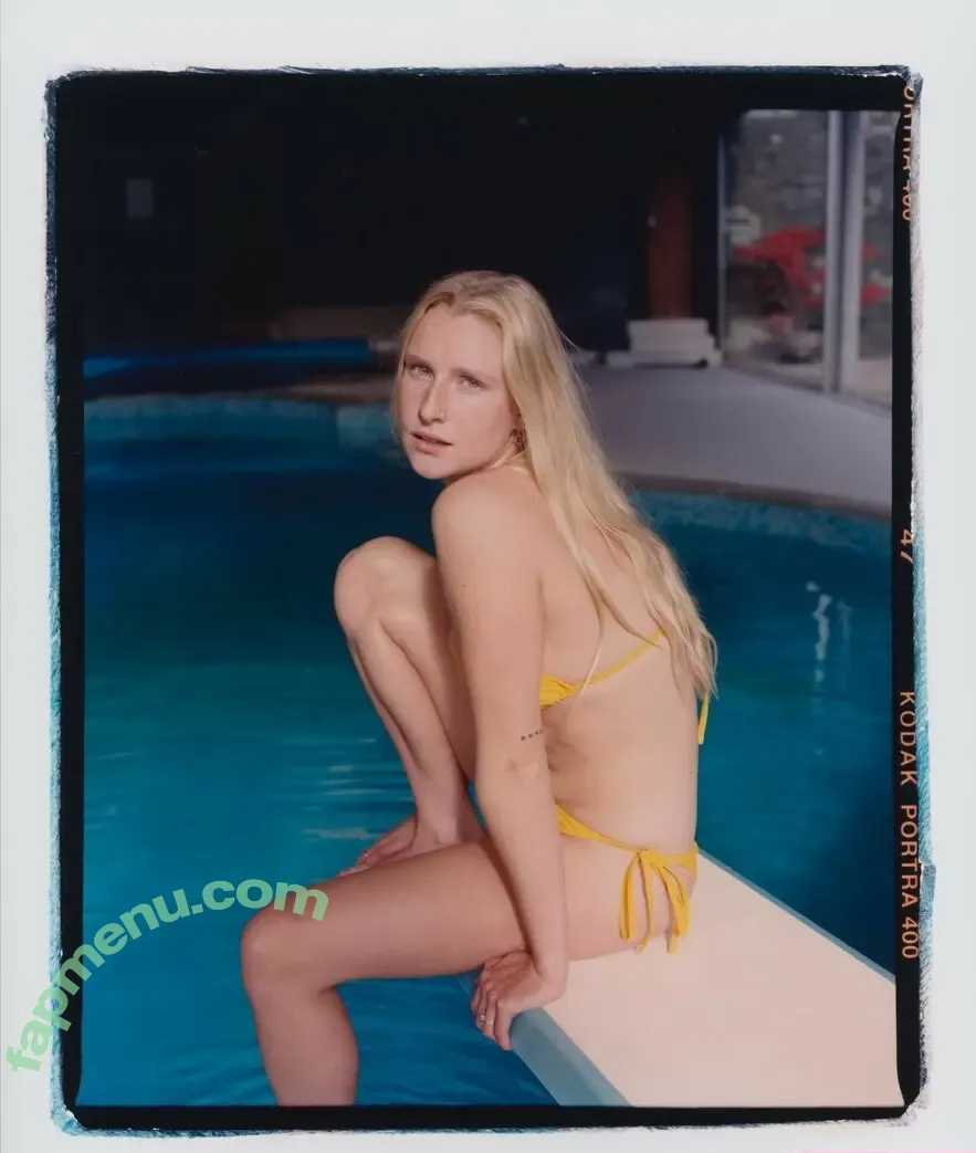 Billie Marten nude photo #0016 (billiemarten)