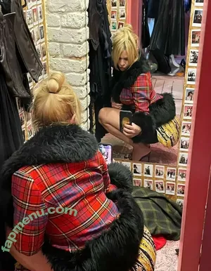 Billie Piper / billiepiper nude photo #0555