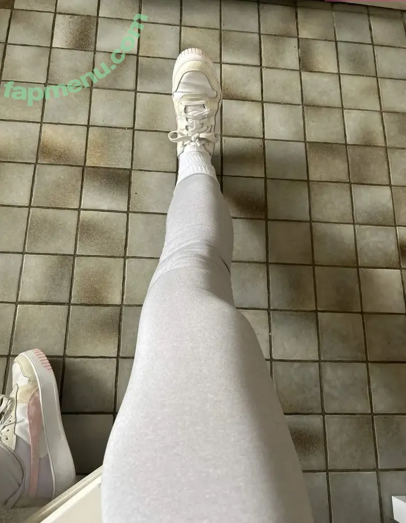 Bimbalabambi nude photo #0047 (Bimbalabambi)