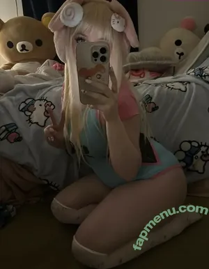 bimbogrlfriend / julie / juliekkuma_ / thankyousnext nude photo #0105