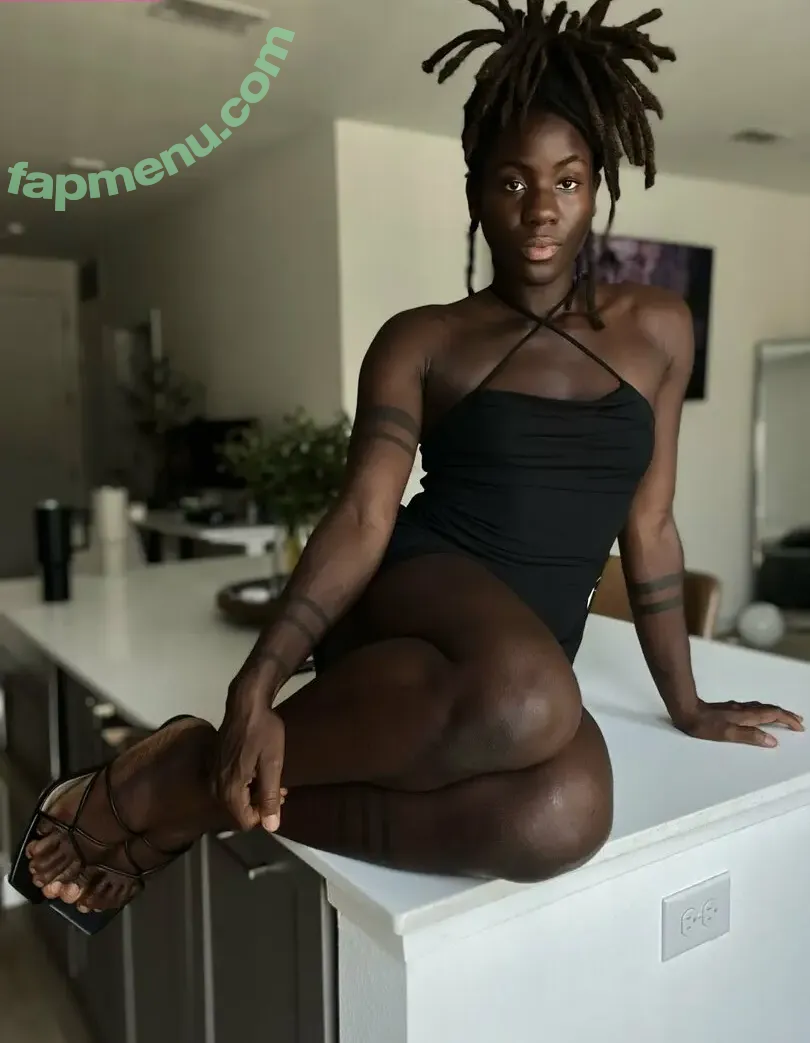 BinaNjikam nude photo #0038 (BinaNjikam)