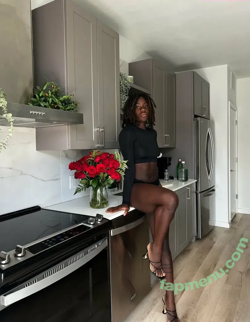 BinaNjikam nude photo #0048 (BinaNjikam)