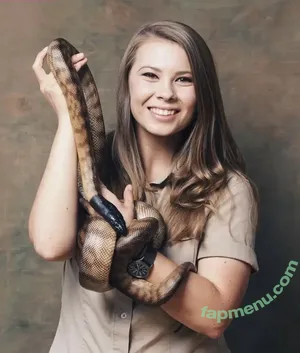 Bindi Irwin / bindisueirwin nude photo #0007