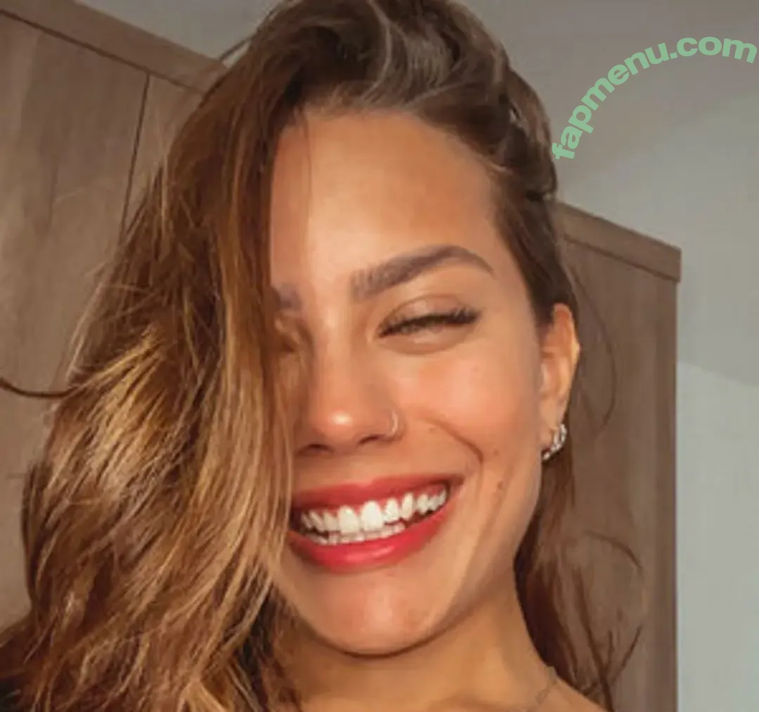 Binha Eduarda nude photo #0006 (Binha Eduarda)