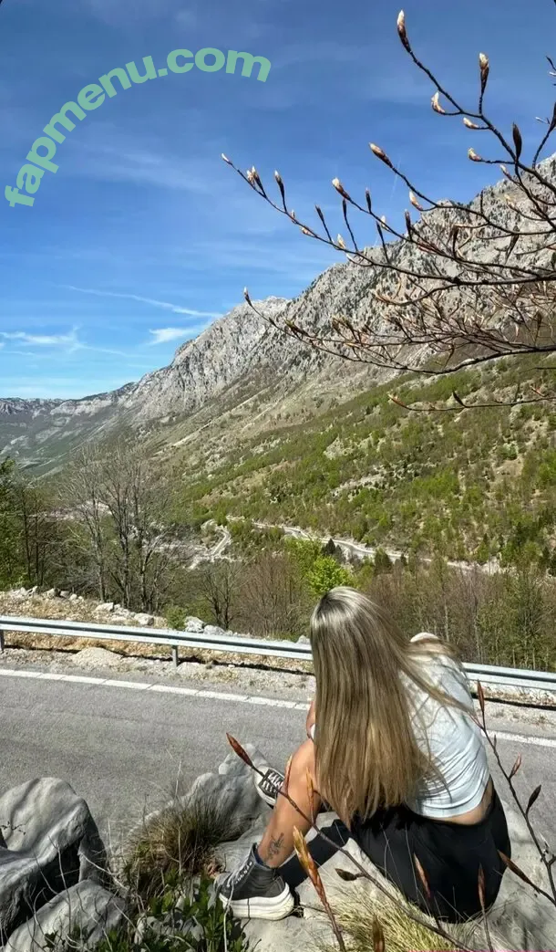 Bionditudo7 nude photo #0094 (martina.cammara7)