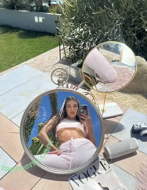  nude photo #0002