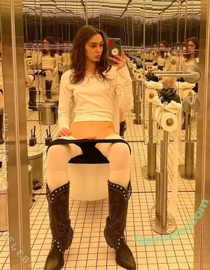 Birkaiss / Lyly_Love / birkasia / birkasika / lyly_loveyou / lyly_loveyou_ / lylylylygirl0 nude photo #0080