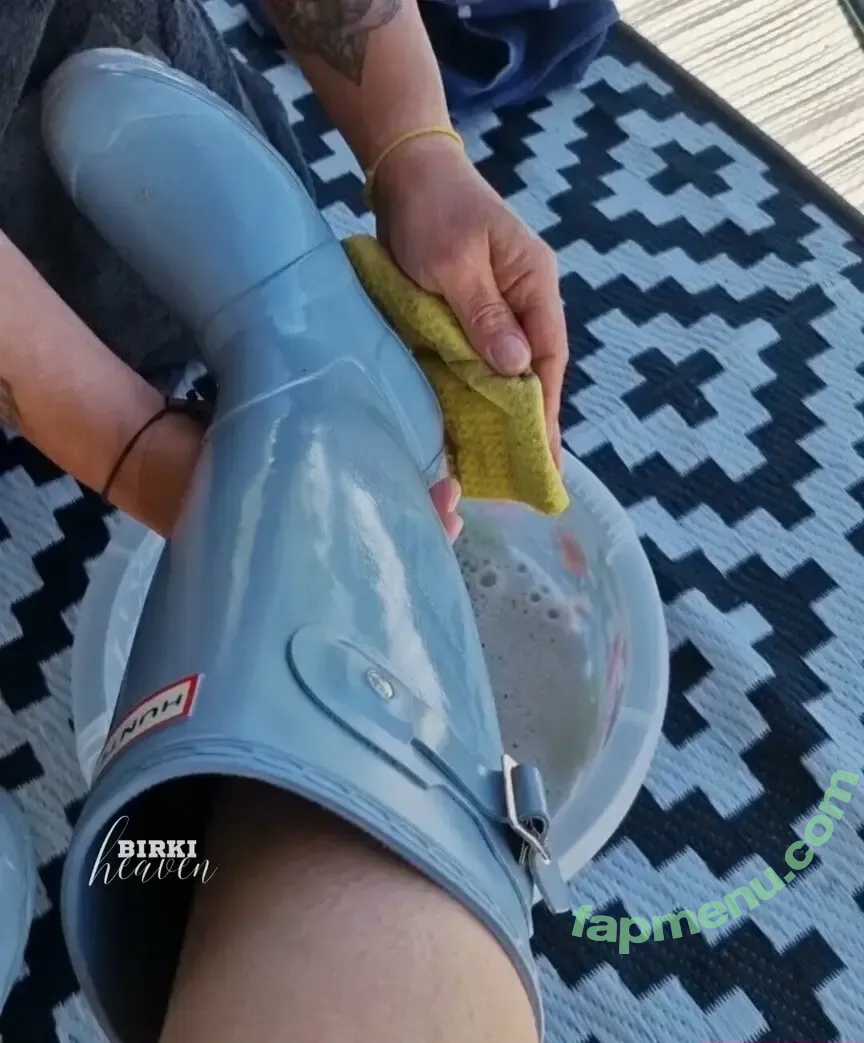 birki-heaven nude photo #0119 (birkensheaven)