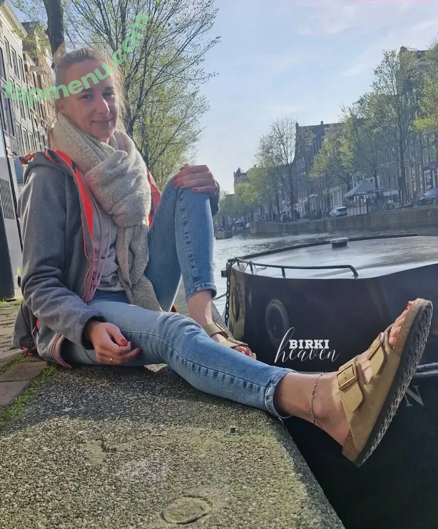 birki-heaven nude photo #0136 (birkensheaven)