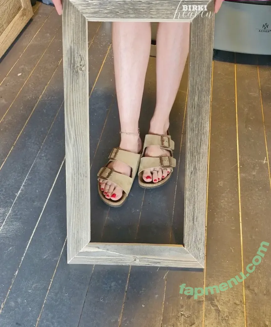 birki-heaven nude photo #0139 (birkensheaven)