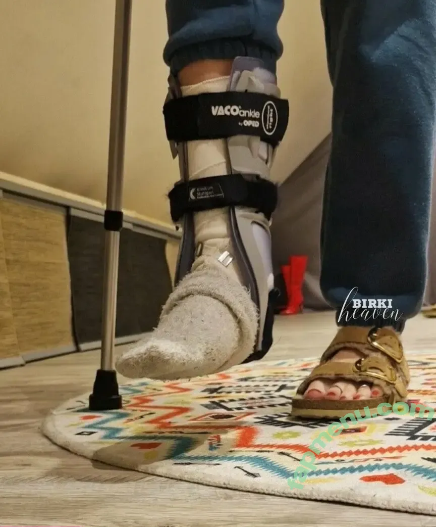 birki-heaven nude photo #0160 (birkensheaven)