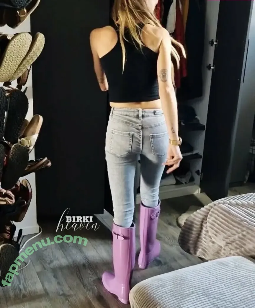 birki-heaven nude photo #0256 (birkensheaven)