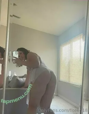 bisexualcollegegirl / Fiteen18 nude photo #0082