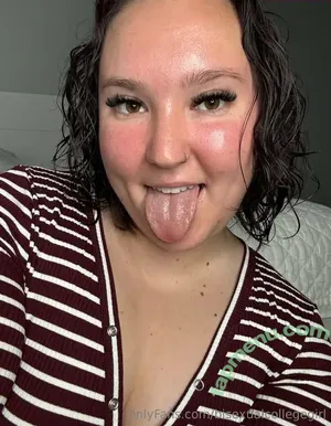 bisexualcollegegirl / rubitout nude photo #0135