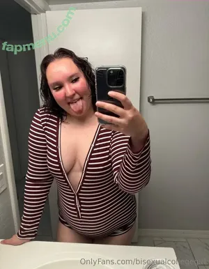 bisexualcollegegirl / rubitout nude photo #0137