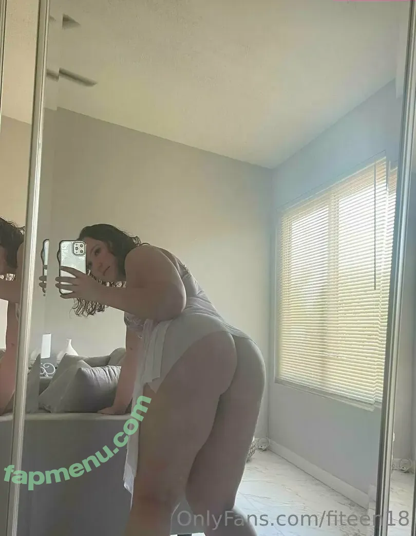 bisexualcollegegirl nude photo #0082 (Fiteen18)