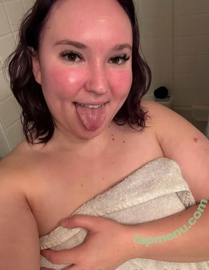 bisexualcollegegirl nude photo #0111 (Fiteen18)