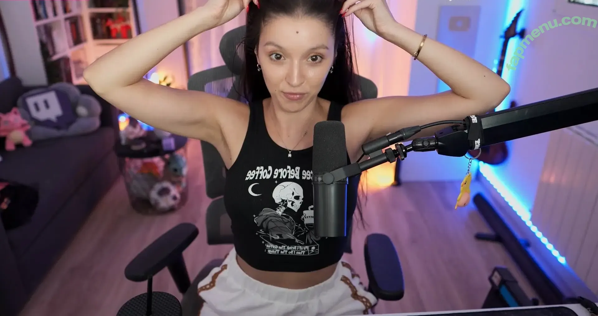 Bisscute nude photo #0139 (bisscute__)