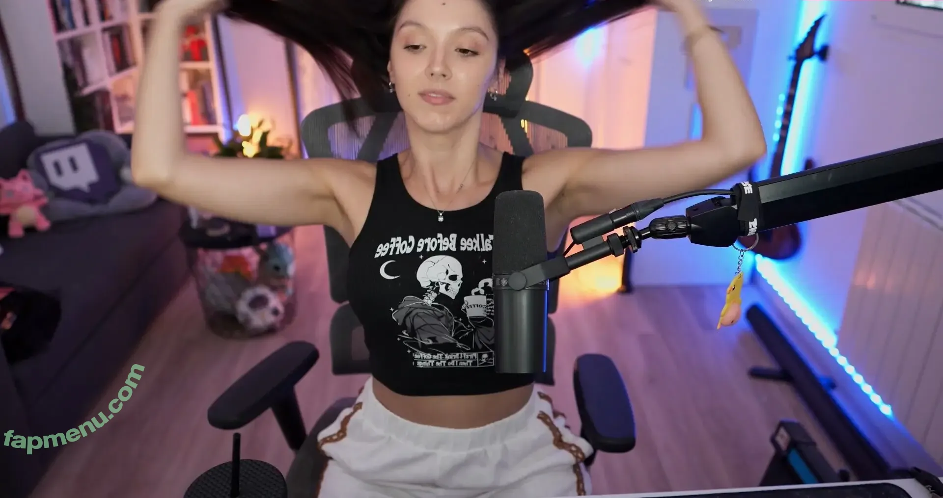 Bisscute nude photo #0142 (bisscute__)