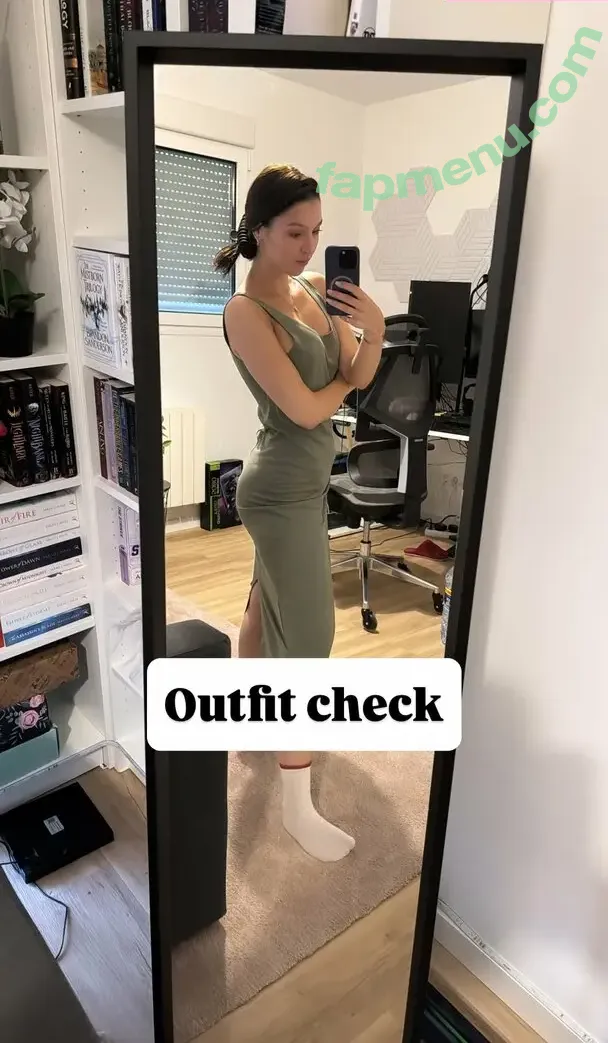 Bisscute nude photo #0155 (bisscute__)