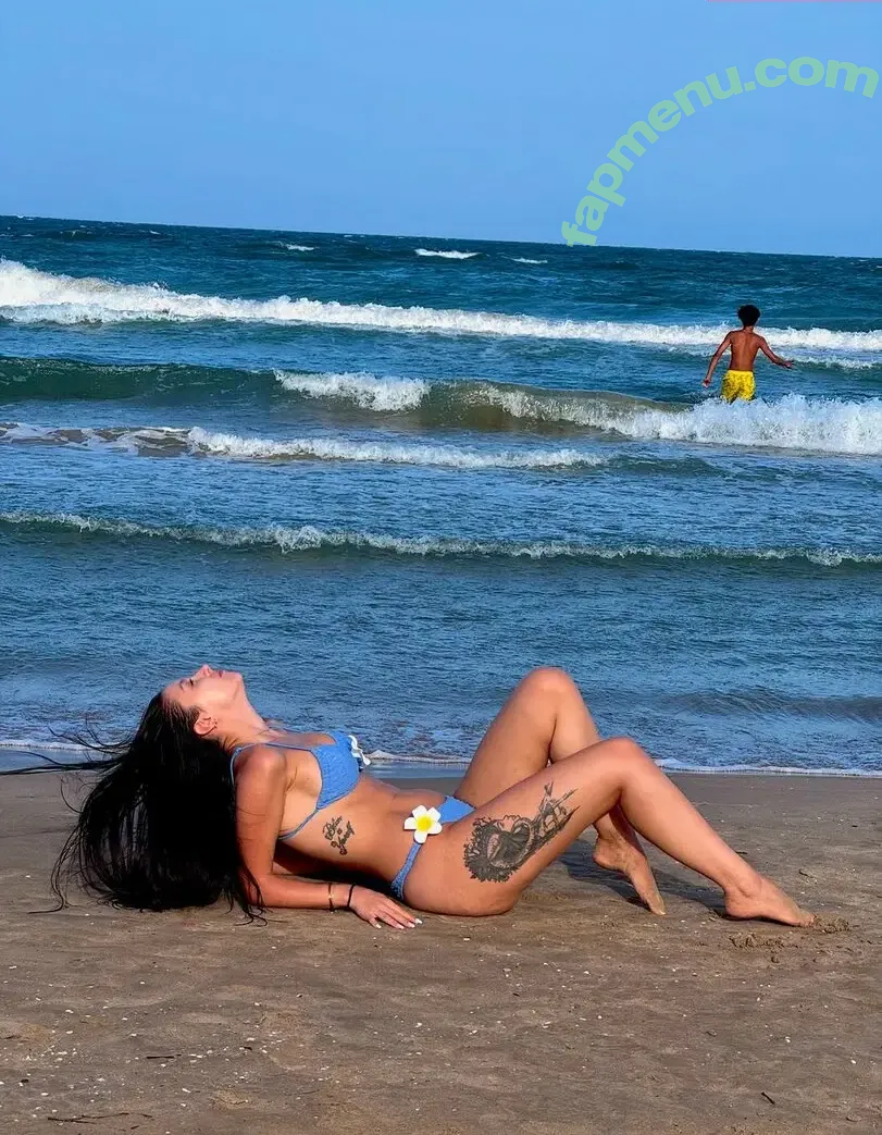 Bisscute nude photo #0159 (bisscute__)