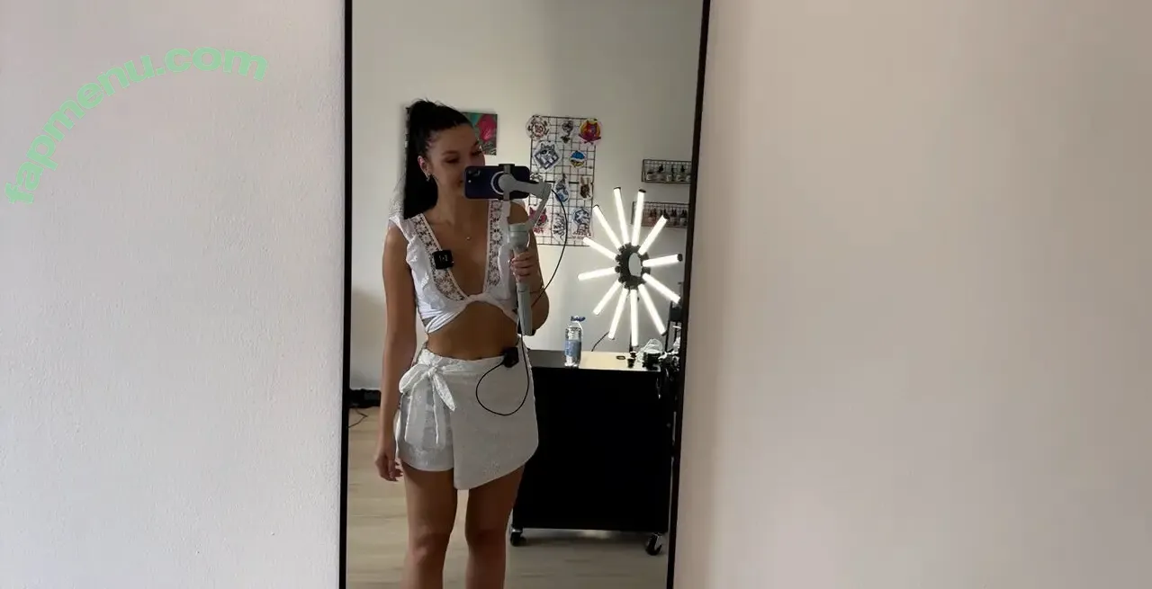 Bisscute nude photo #0205 (Bisscute_ / bisscute__)