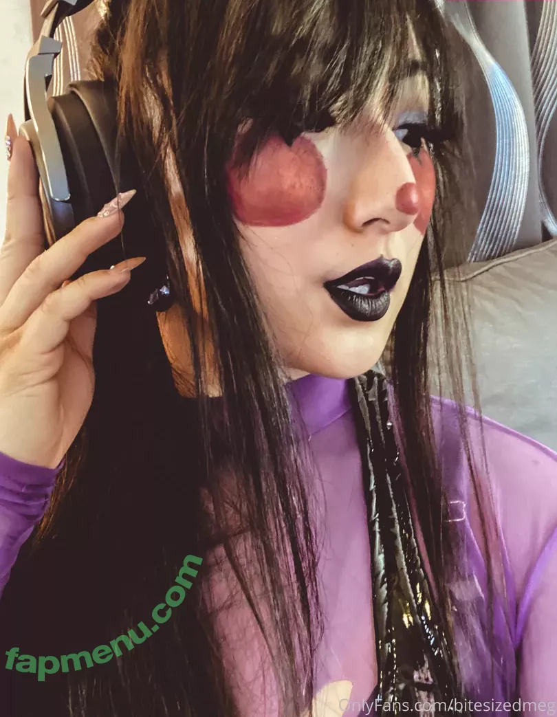 Bitesizedmeg nude photo #0156 (BiteSized_Meg)