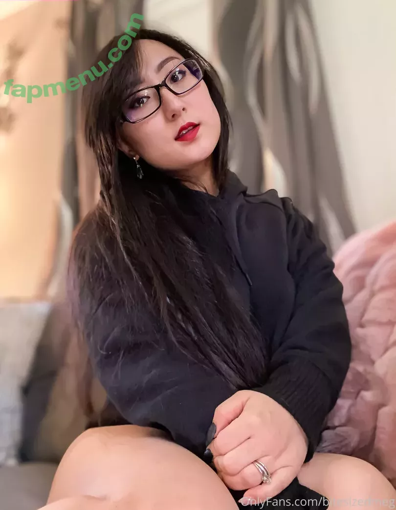 Bitesizedmeg nude photo #0258 (BiteSized_Meg)